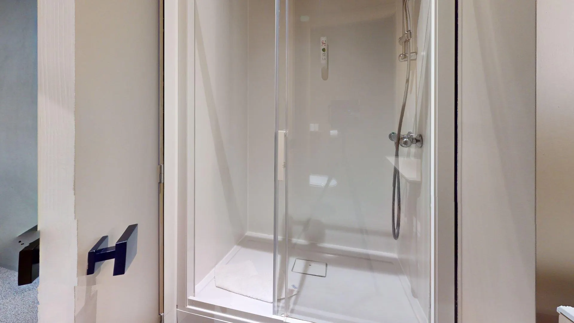 Salle de bains de la chambre Single